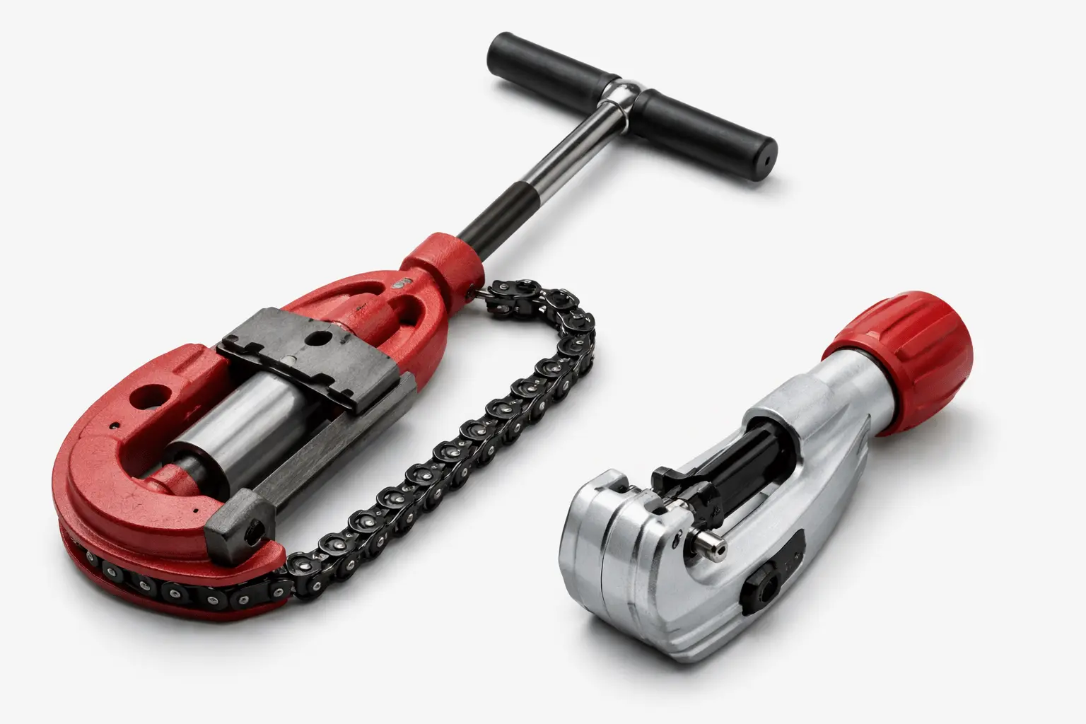 What is the difference between a pipe cutter and a tube cutter?